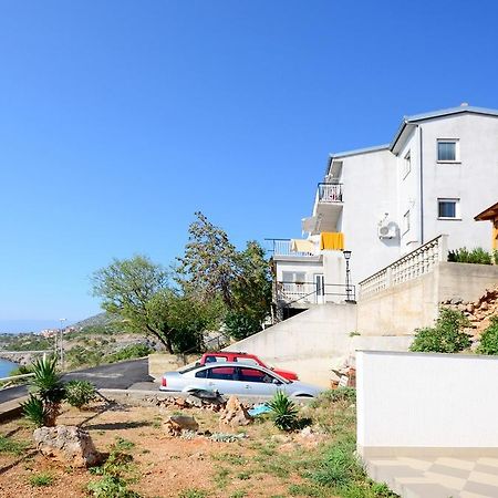 סנג' Apartments Marija Ivana מראה חיצוני תמונה
