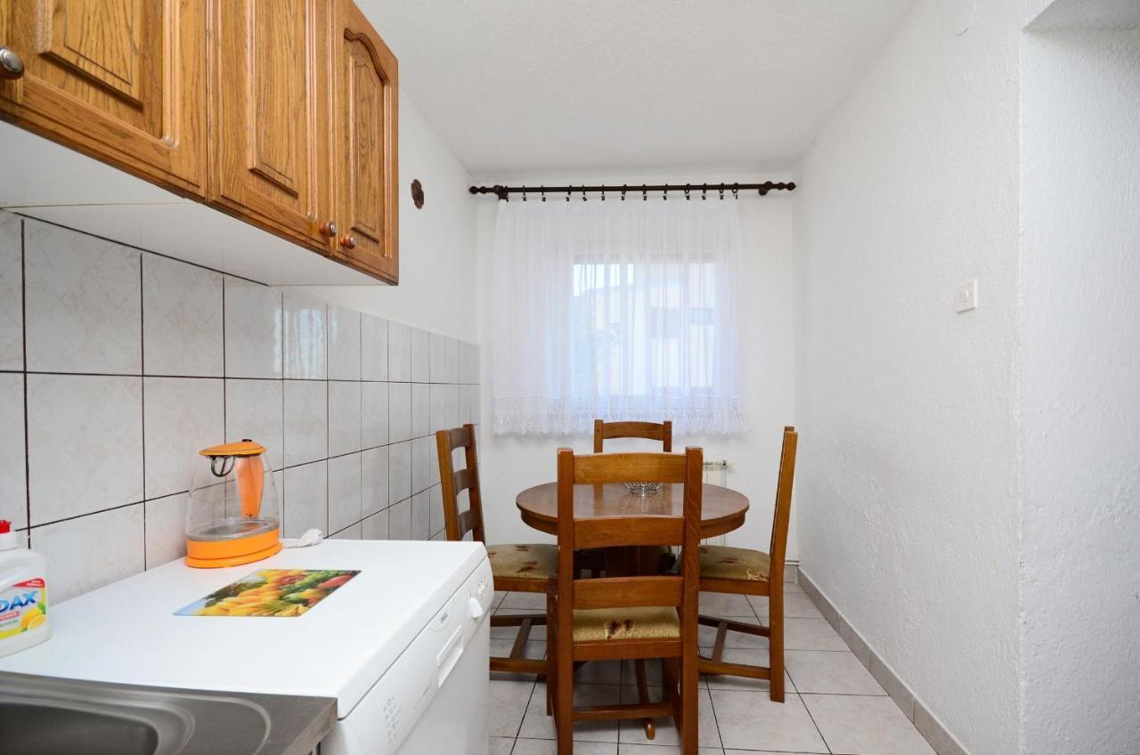 סנג' Apartments Marija Ivana מראה חיצוני תמונה