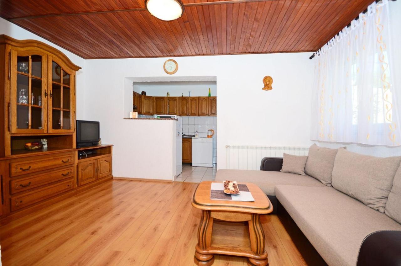 סנג' Apartments Marija Ivana מראה חיצוני תמונה