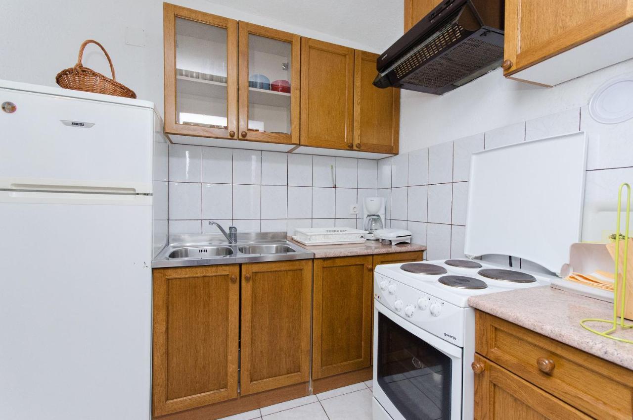 סנג' Apartments Marija Ivana מראה חיצוני תמונה