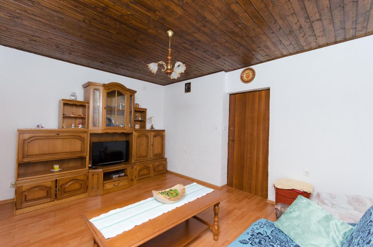 סנג' Apartments Marija Ivana מראה חיצוני תמונה