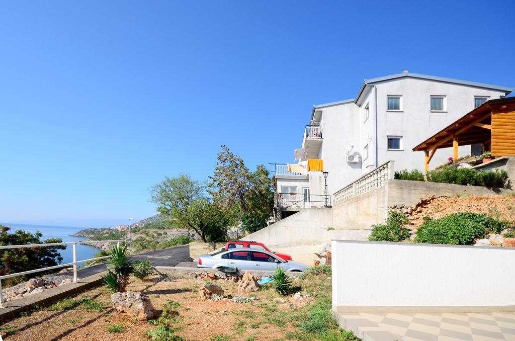 סנג' Apartments Marija Ivana מראה חיצוני תמונה